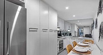 Kozyguru | Waterloo | Studio + Parking