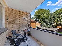 Kozyguru | Westmead | 2Bed Unit + Free Parking