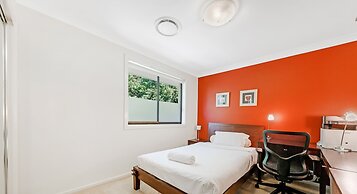 Kozyguru | Westleigh | 4 Bed Room | Free Parking