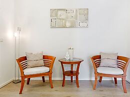 Kozyguru | Westleigh | 4 Bed Room | Free Parking