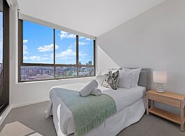 Kozyguru | Wentworth Point | 2B Apt+Free Parking