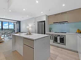 Kozyguru | Wentworth Point | 1 Bed Waterview Apt