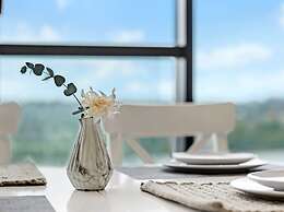 Kozyguru | Wentworth Point | 1 Bed Waterview Apt