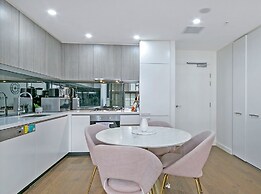 Kozyguru | Zetland | High Level 2Bed Apt & Parking