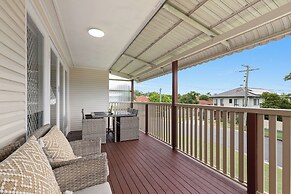 Kozyguru | Carindale | 3 Bedroom Cosy House