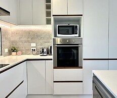 Kozyguru | Mermaid Waters | Charming 3 Bed Home