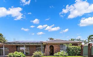 Kozyguru | Mermaid Waters | Charming 3 Bed Home