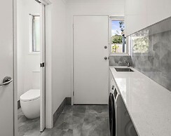 Kozyguru | Mermaid Waters | Charming 3 Bed Home