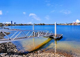 Kozyguru | Mermaid Waters | Waterfront With Private Jetty