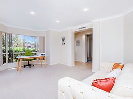 Kozyguru | Mermaid Waters | Waterfront With Private Jetty