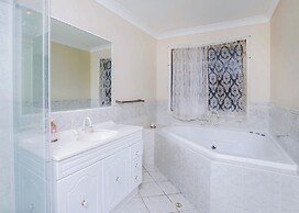 Kozyguru | Mermaid Waters | Waterfront With Private Jetty