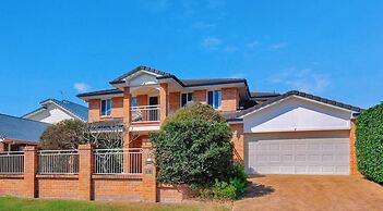 Kozyguru | Mermaid Waters | Waterfront With Private Jetty