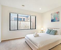 Kozyguru | Greenvale | Charming 7 Bed House