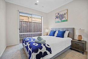 Kozyguru | Greenvale | 5 Bedroom Holiday Home
