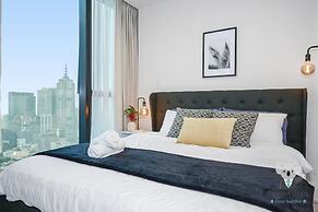 Kozyguru | Mel City 2-Bed Apt With Stunning Views