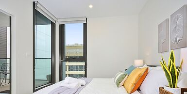 Kozyguru | Moonee Ponds | Modern 1 Bed Apt Parking