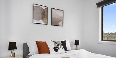 Kozyguru | Pakenham | Comfortable 4-Bedroom House