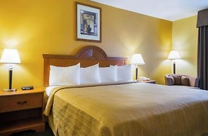 Franklin Inn & Suites