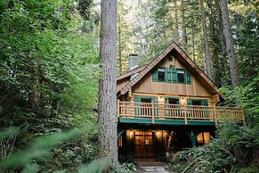 87sl - Starlink - Sauna - Pets OK - Sleeps 8