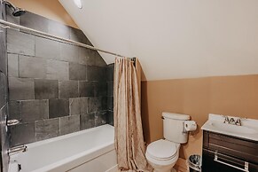 79mbr - Hot Tub - Pets Ok - Wifi - BBQ