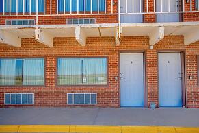 OYO Crossroads Inn
