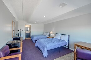 OYO Crossroads Inn