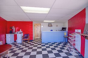 OYO Crossroads Inn
