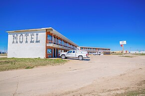 OYO Crossroads Inn