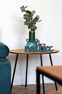 Friends - by Kairos Apartments