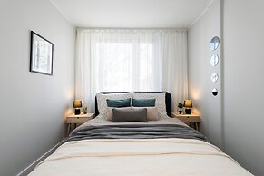 Friends - by Kairos Apartments