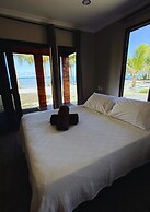 Ocean Club Maninoa