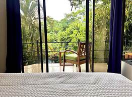 Beautiful private villa w private pool