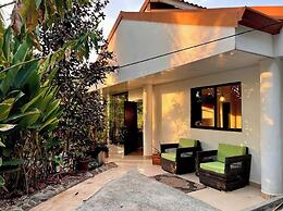 Beautiful private villa w private pool