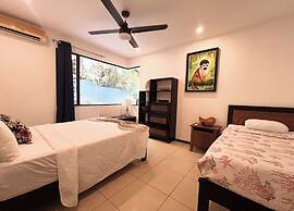 Beautiful private villa w private pool