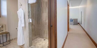 Spectacular 4 Bedroom Ritz-carlton Penthouse Residence in Vail, Colora