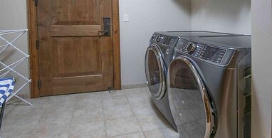 Spectacular 4 Bedroom Ritz-carlton Penthouse Residence in Vail, Colora