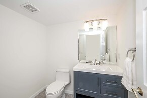 Luxurious Dream Home For 10!