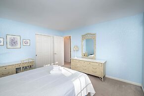 Luxurious Dream Home For 10!