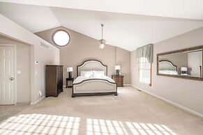 Luxurious Dream Home For 10!