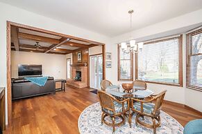 Luxurious Dream Home For 10!