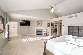 Luxurious Dream Home For 10!