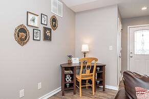 Main Street Cottage For 6