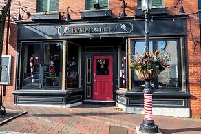 Mt. Adams Nest Studio for 2