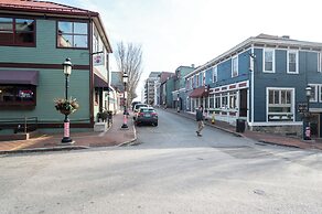 Mt. Adams Nest Studio for 2