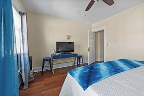 Summit Scholars 2 For 6!