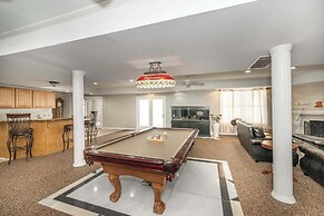 The Bishops Manor Stay for 10!