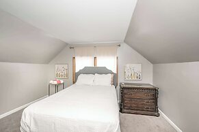 The Bishops Manor Stay for 10!