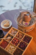 The Long Circle House