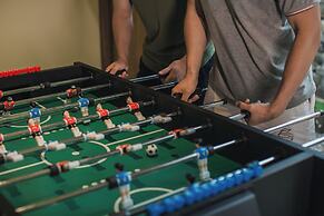 The Long Circle House