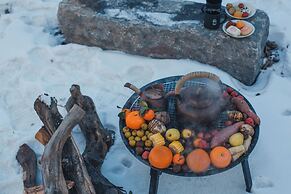 The Long Circle House